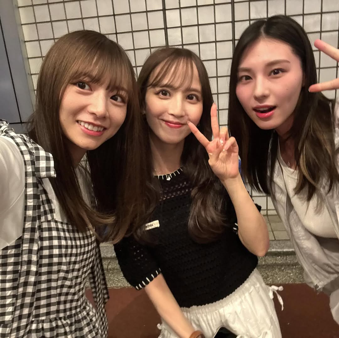 「あの頃を思い出します、、、」北野日奈子、乃木坂46時代の同期と後輩とのスリーショットをファンに大公開！