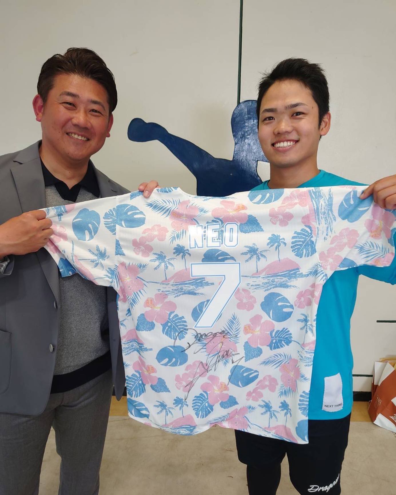 中日・根尾昂&松坂大輔の笑顔の2Sにファン歓喜⚾️✨「ホント良い顔してるね〜😍」