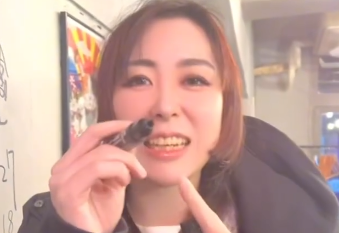 「雪の寒さを吹き飛ばす！」安川結花、心温まるサイン動画を公開