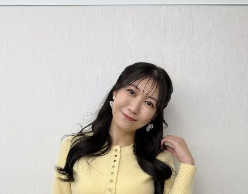 「春っぽい色のお洋服嬉しい」美人気象予報士・穂川果音、春色コーデの衣装にご満悦