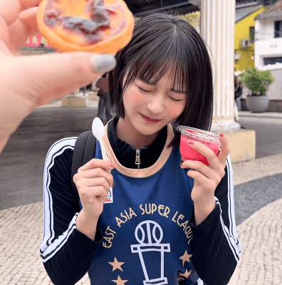 「めちゃ可愛いしどれも美味しそう」バスケ美女子、怒涛の”おやつ攻撃”を受けるムービーが可愛すぎると反響続出！「元気出てきた」