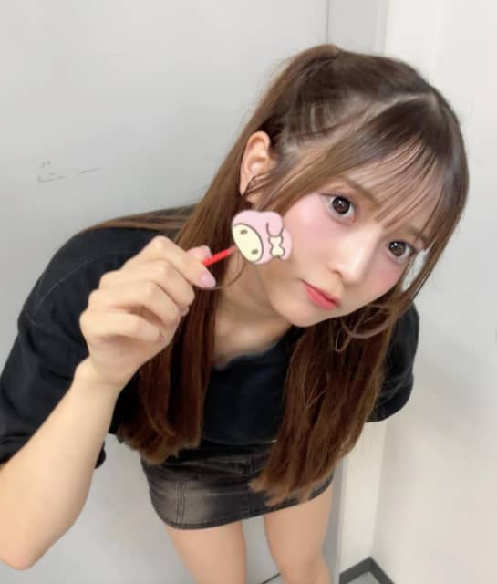 黒嵜菜々子「おいしいちょこちょこ」ショットが可愛すぎてファンキュン死⁉