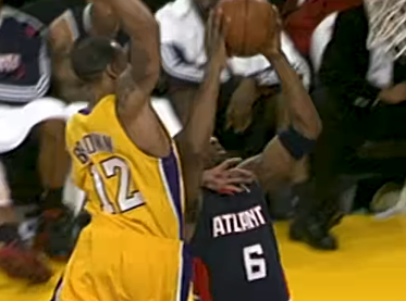 NBA 幻の神ブロック！NBA史に刻まれる“カウントされなかった”衝撃プレー
