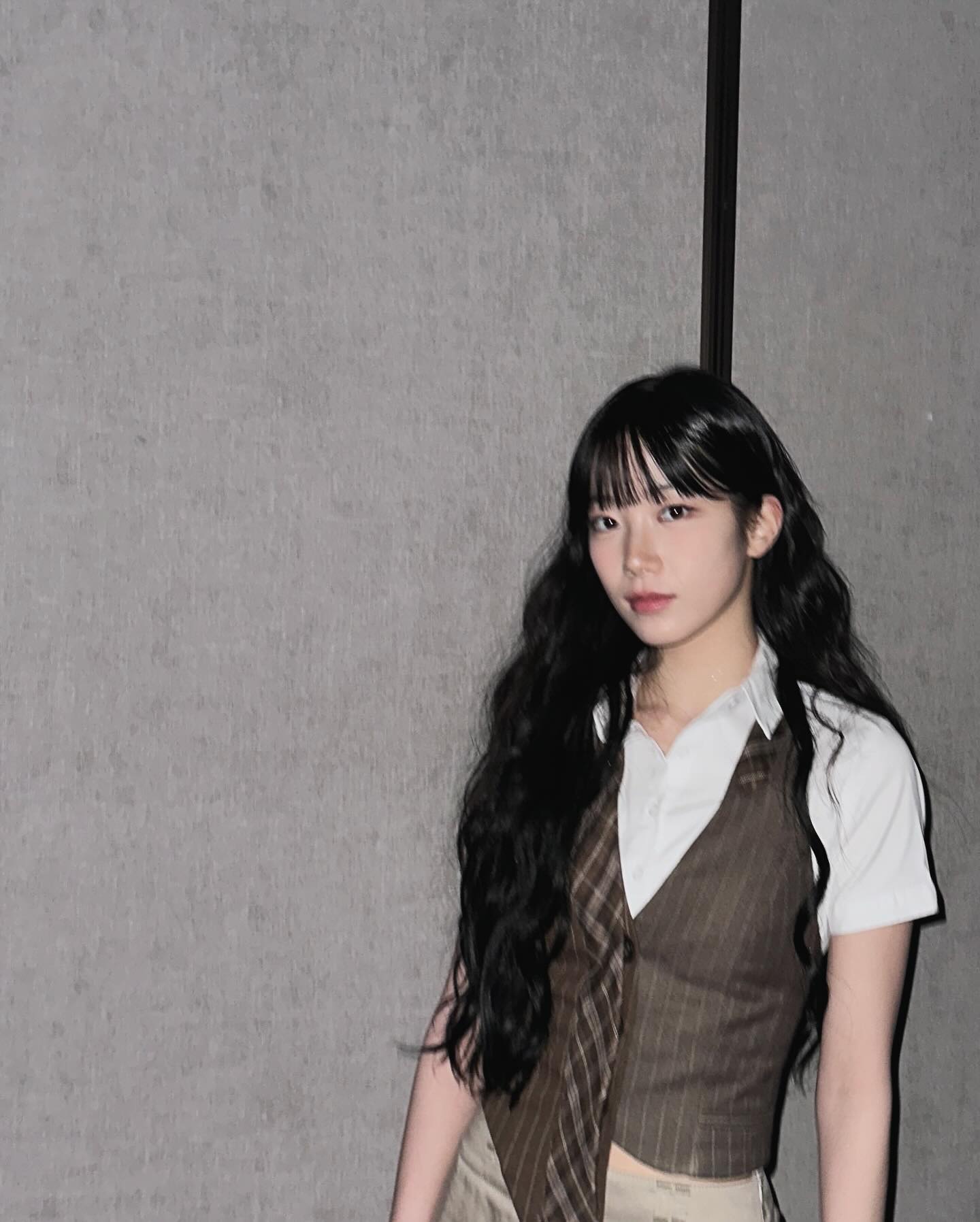 「smart」LE SSERAFIM・KAZUHA の最新ショットが話題に