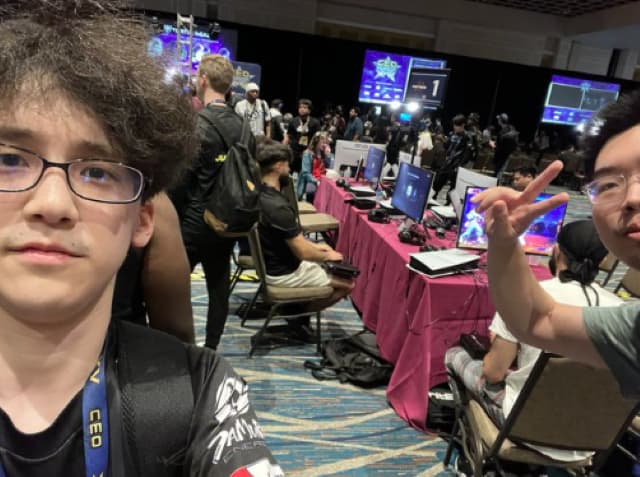 「4回勝つまで持ってくれ親指！」プロゲーマー・竹内ジョンがアメリカの大会「CEO」へ