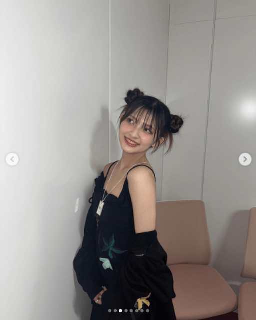 甲田まひる「大胆肩出し×お団子ヘア」が可愛すぎると話題！