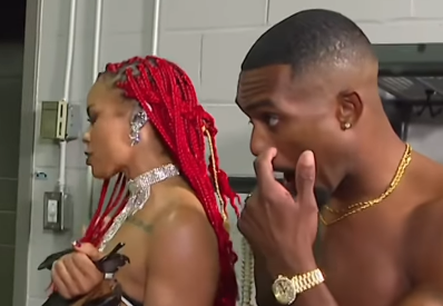 WWE モンテス・フォードが爆笑ネタ披露！スマックダウンで見せた“ジョーク攻撃”に観客大盛り上がり