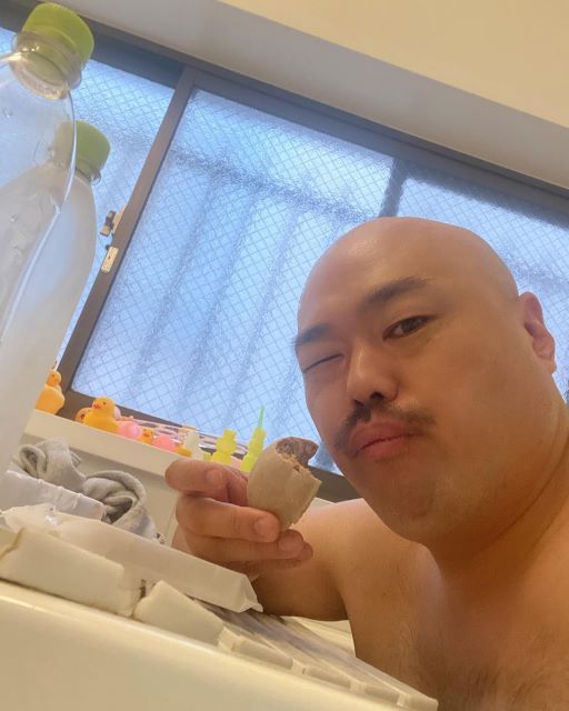 クロちゃんが「仲良し元AKBメン」にもらったモノとは…？