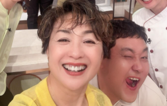 香坂みゆきがスタジオから笑顔のオフショットを公開　「なないろ日和」で元気を発信！