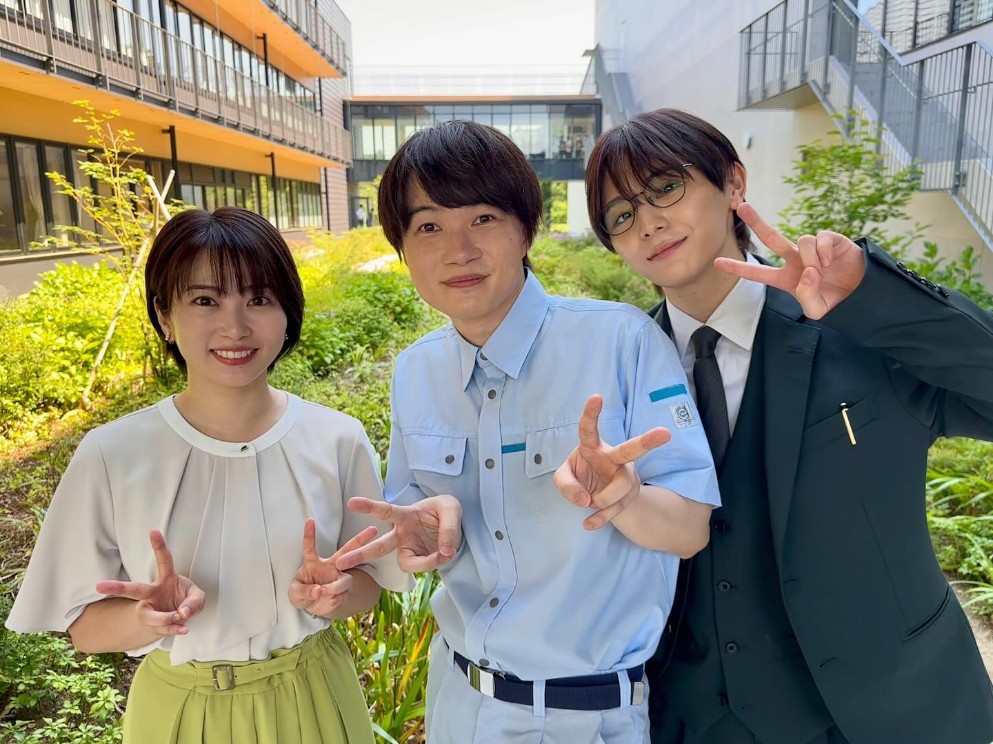 「13→31」17年ぶりに共演した3ショットにファン歓喜