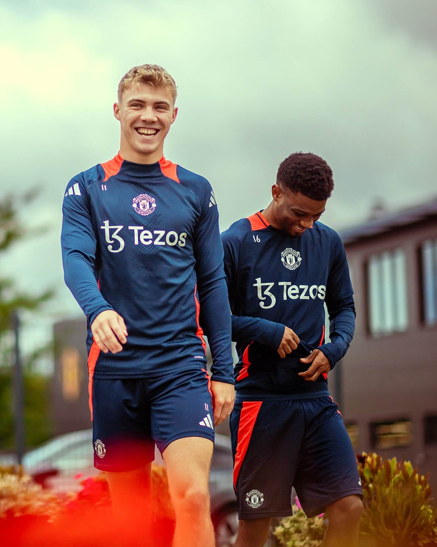 「アマドはみんなと友達？」マンチェスター・ユナイテッドがプレシーズンの様子を公開！