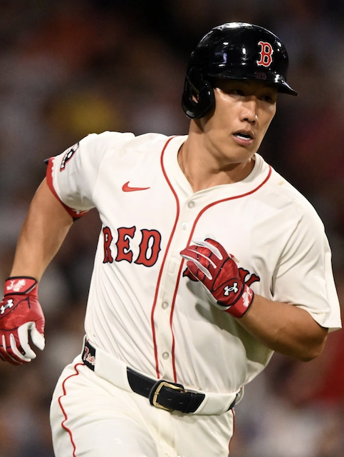 吉田正尚が2試合連続ヒット　勝負強さでチームに貢献「ナイスバッティング」と称賛の声