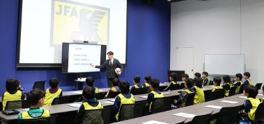 田中隼磨、「夢の特別授業」で子どもたちに熱いエール！