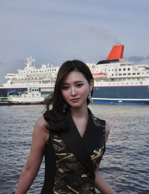 元HKT 48・兒玉遥が横浜国際映画祭のファッションショーに出演！綺麗なドレス姿も披露