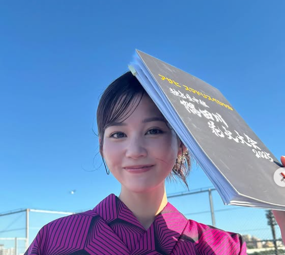 「蒼に見惚れた」中原みなみ、隅田川花火大会の浴衣姿に称賛の声