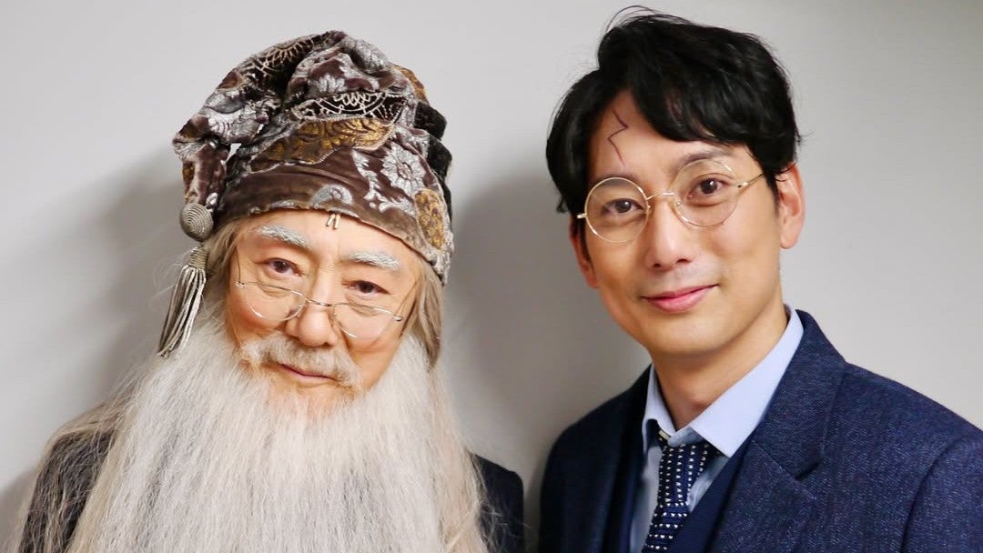 魔法の世界から飛び出した二人…舞台で実現した“夢の師弟ツーショット”