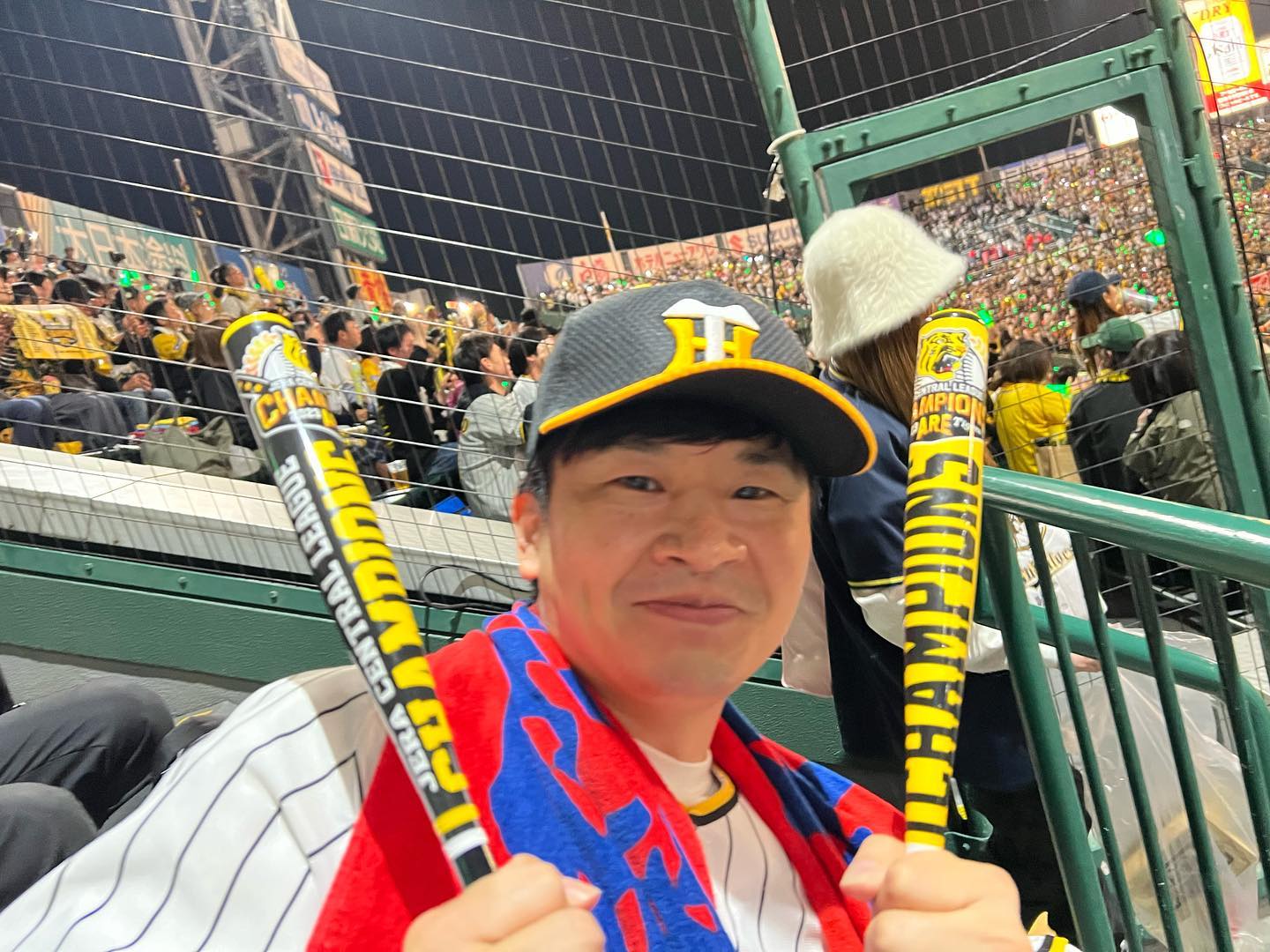 オードリー若林が甲子園で日本シリーズを観戦⚾️阪神の逆転勝利で笑顔見せる🐯
