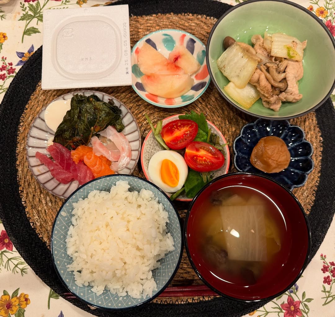 「ぷりんぷりんシャキシャキで美味しい！」フィットネストレーナー・田辺莉咲子、きくらげを使ったヘルシーメニューを満喫