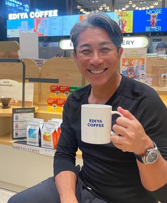 前園真聖　韓国でのコーヒータイム☕️