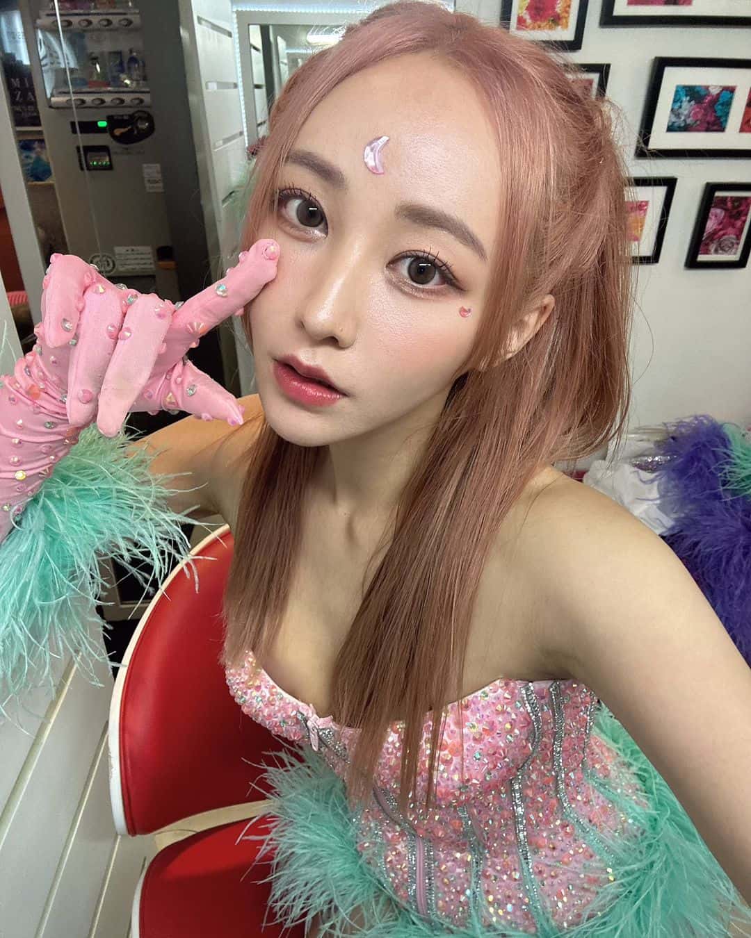 大人気YouTuberがセーラームーン？可愛すぎると話題に