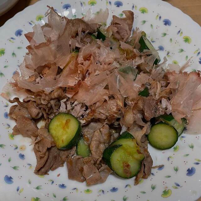 田中卓志、きゅうりと豚肉の炒めものを披露！麺つゆと梅で仕上げたさっぱり夏レシピ