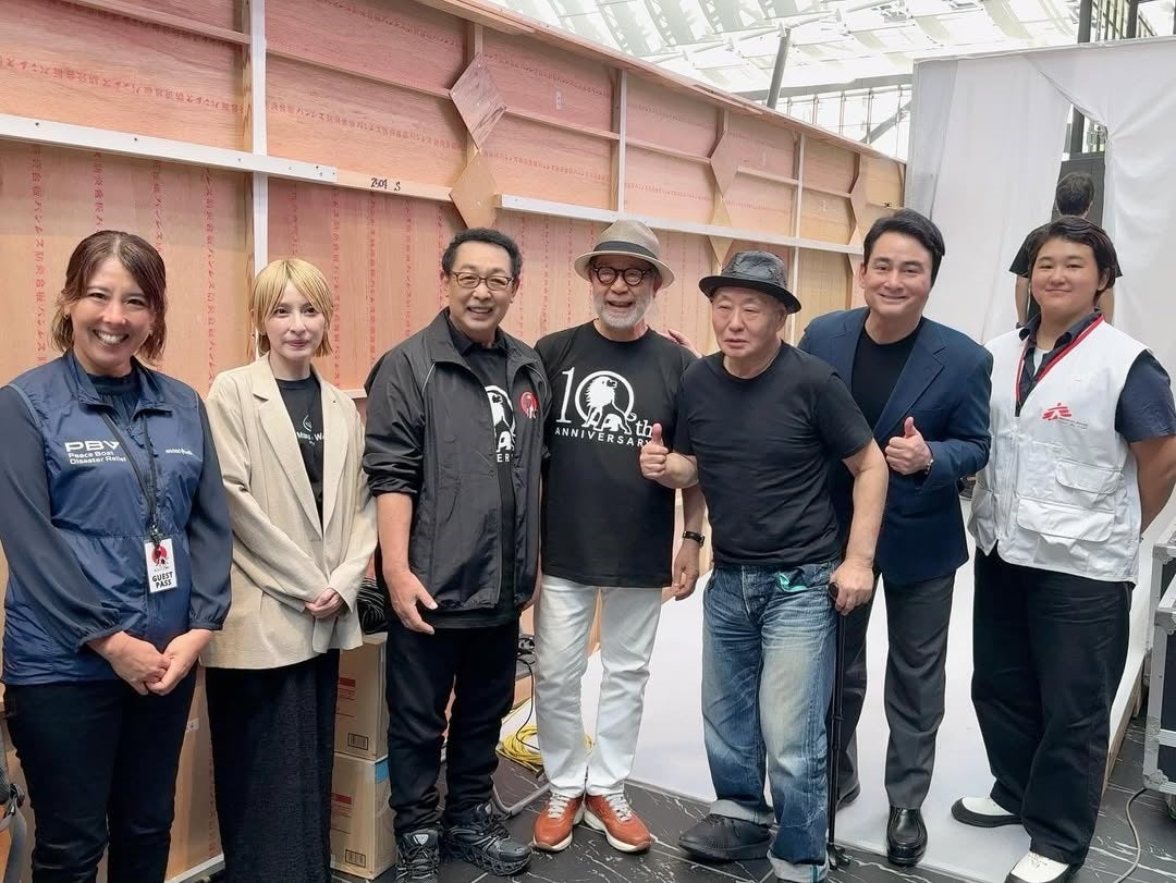 感謝と決意に満ちた集合写真！さだまさし、支援活動への思い新たに