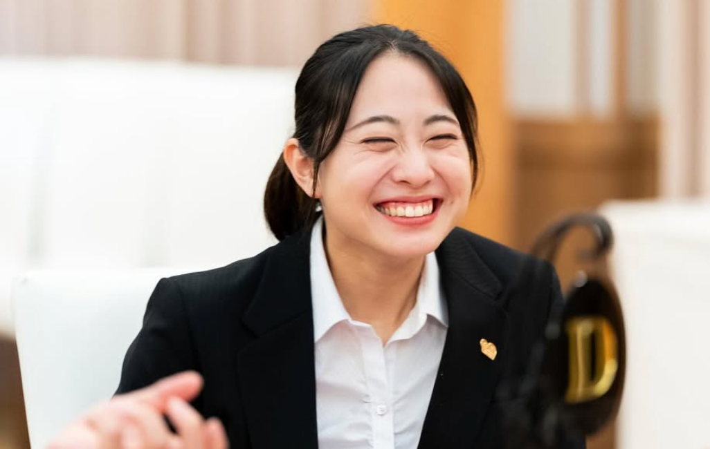 野部七海、マクドナルド社内「スキルマッチ」表彰式で笑顔の講演！