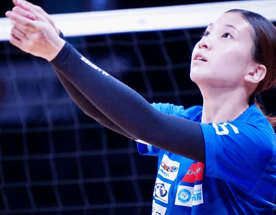 「レシーブ姿すらも、美しい…」美女バレー選手・中島咲愛、”レアな近写ショット”にファン大喜び「輝いているよ」