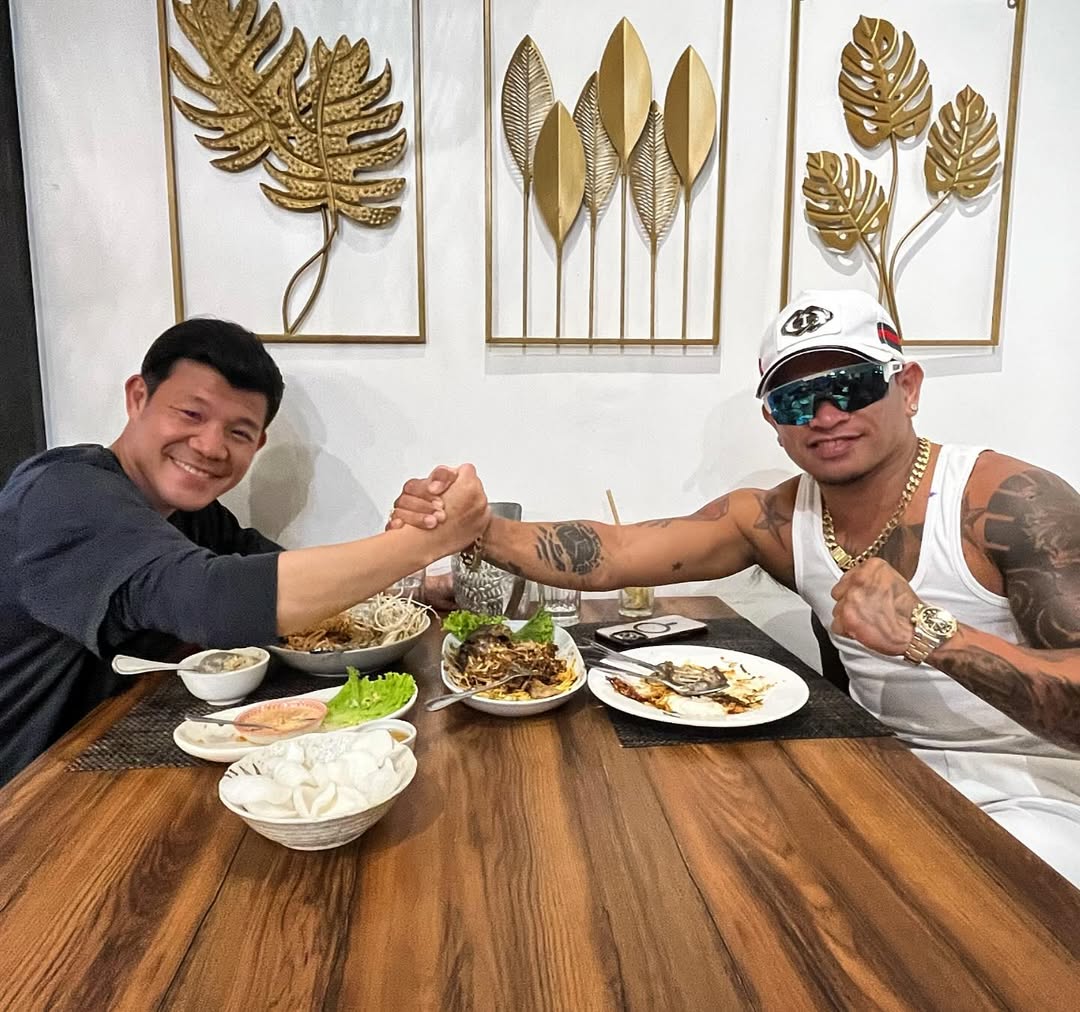 「面白い発表に乞うご期待」元ボクサー・亀田興毅、あのフィリピンのプロボクサーと今後の戦略について語り合う