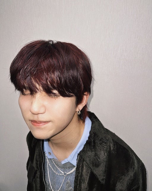 大人気バンドのギタリストが最新イケメンショットを更新！「最高にいい」