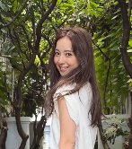 佐々木希、タイでの撮影オフショットムービーを公開！「タイ料理と観光を満喫」