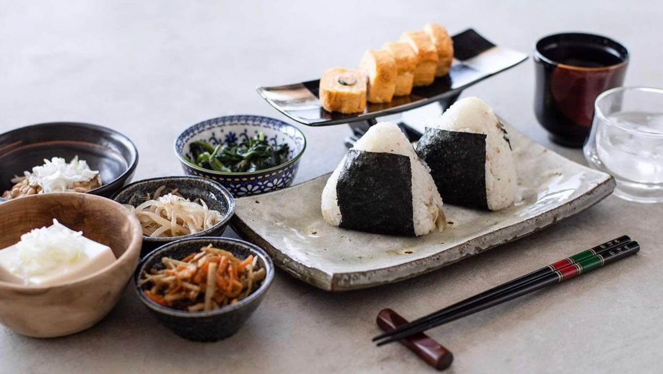 市原隼人は和食好き？豪華な朝食に注目