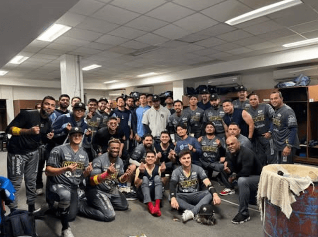 現役ドラフトで移籍のDeNA・上茶谷がメキシコのチームメイトに感謝！