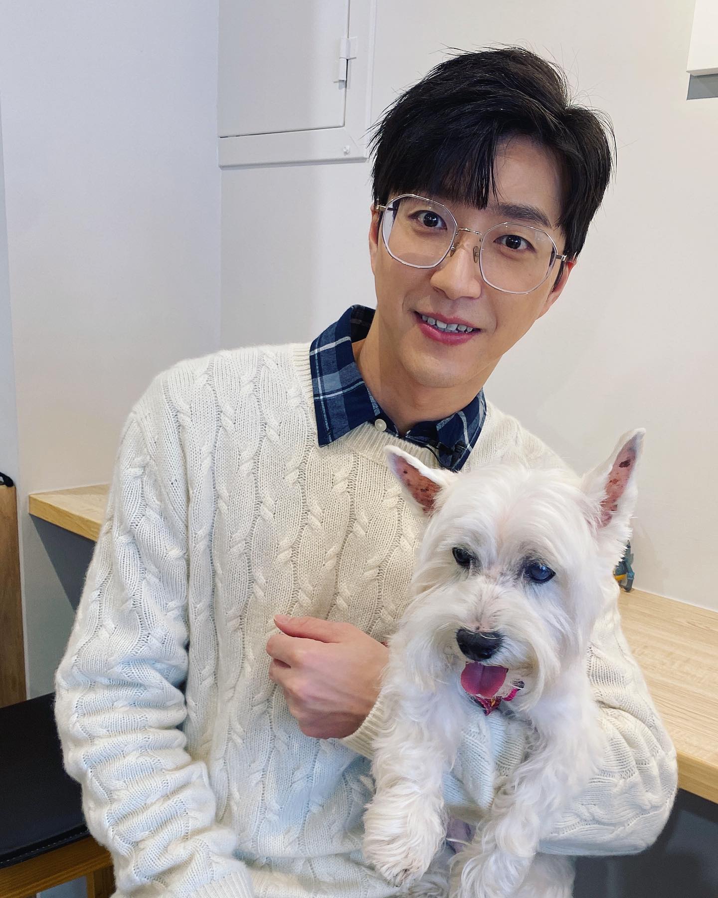福原愛の元夫・江宏傑の最新ショットが「犬になりたい」「かわいい」と話題に