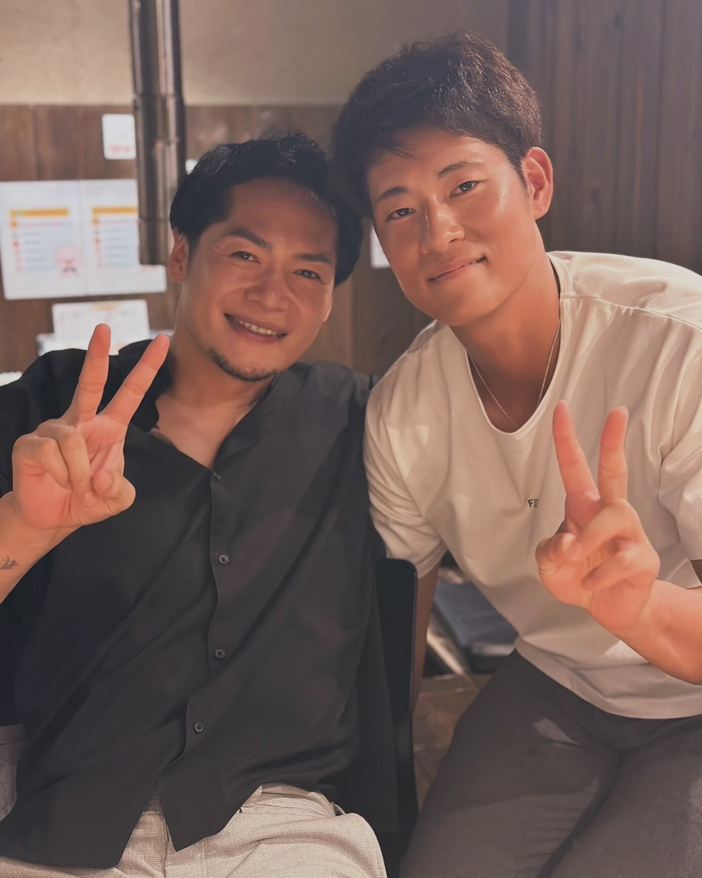 「イケメンすぎる！」プロ野球選手とキックボクサーのツーショットにファン悶絶