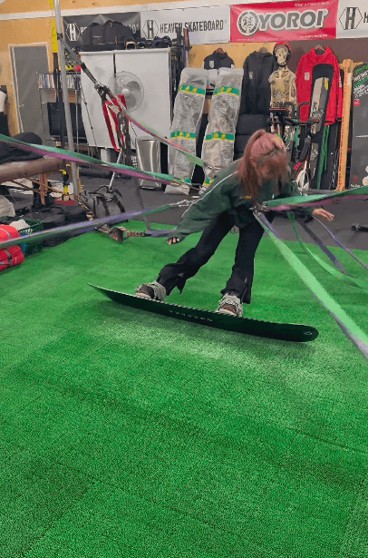 「これは凄い！」カービングクイーン・吉村美乃梨がハードなトレーニングムービーを公開し、拍手喝采が起きる