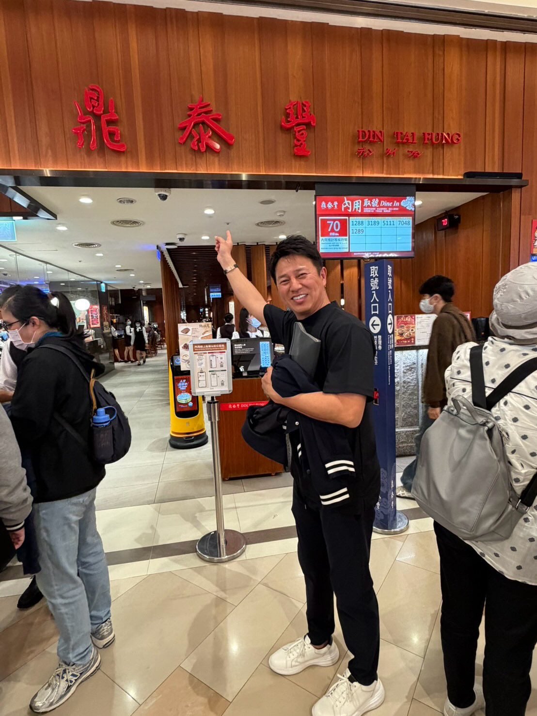 元楽天監督 平石洋介氏 臨時コーチを務める台湾でグルメを大満喫！