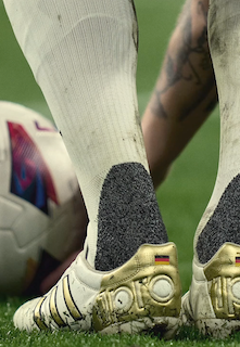 adidas ドイツ代表 クロース11番 サッカードイツ代表の愛用スパイクが自身の名前に改名される