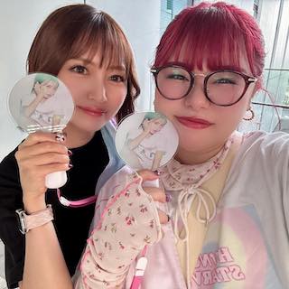 人気女性YouTuber ライブに参戦の推し活ショットが話題に「参戦コーデ可愛すぎ」