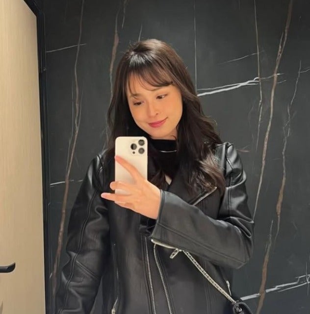 久慈暁子が自家製スムージーでほっと一息！