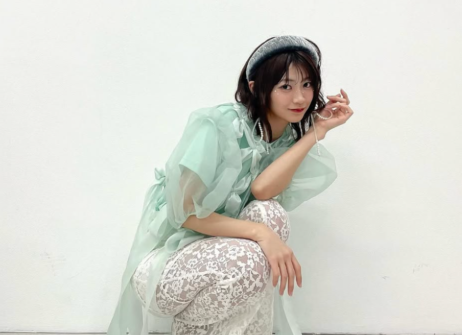 板倉可奈、1周年記念の“きゅーすと”出演＆スペシャルカード付き誌面公開！