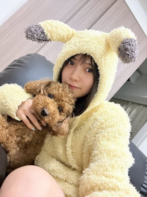 桃月なしこが20代ラストイヤーに突入！29歳自撮り一発目は愛犬とともに