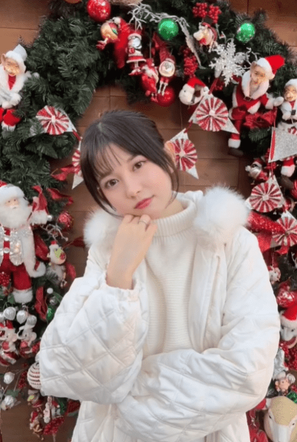 『non-no』専属読者モデル・せきぐちりさ、イブの朝に彼女感満載