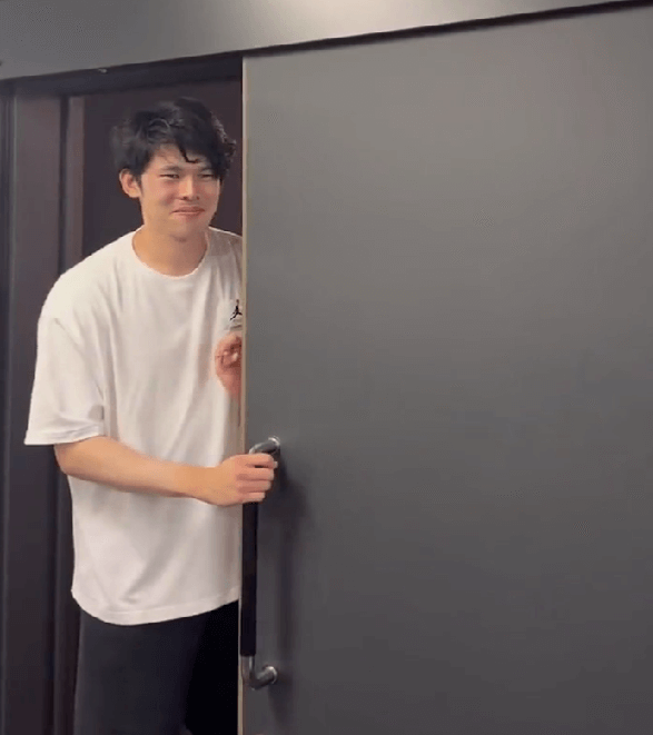 「ほんとに寂しいですよ」巨人へトレードの小沼との別れを惜しむ佐々木朗希が可愛すぎると話題に😭