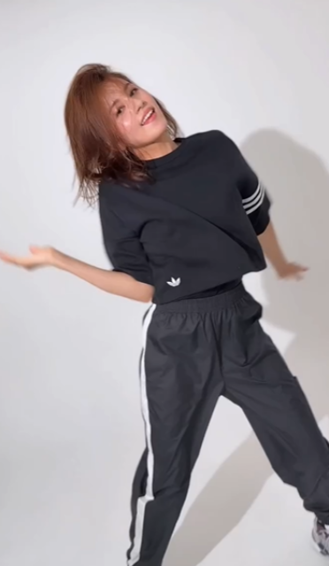 「凄い！職業変わってる！」元フジ美人ママアナウンサー、プロ顔負け!?キレッキレダンスムービーにファン脱帽！