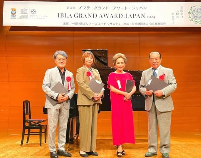 デヴィ夫人 心を鬼にして…イブラ グランド アワードの厳正な審査が続く