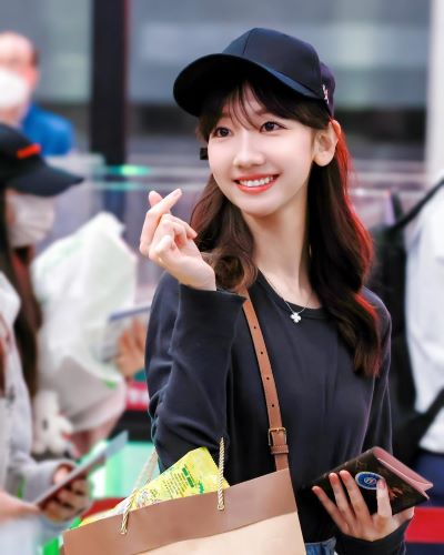 「溢れ出るスター感」AKB48・柏木由紀の空港ショットが話題に 第二のアイドル人生始まるか