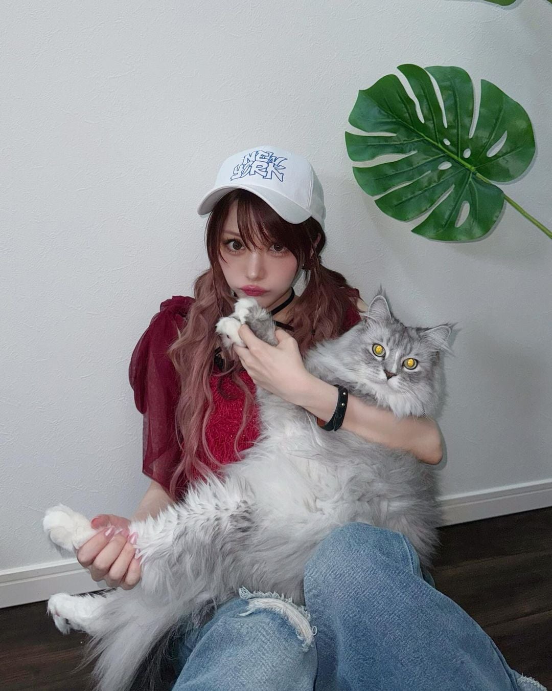 「私の大きな大きな子供」田中れいなが愛猫とのツーショットを公開！！