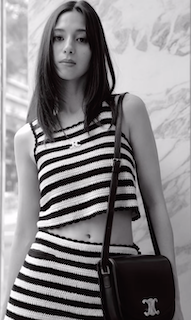 超美人女優  ファン大興奮 の”ヘソ出し”超ミニスカ姿を公開「スタイルよすぎ…」