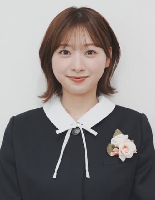 日向坂46・富田鈴花 証明写真のような1枚が話題に！？可愛い笑顔を披露！